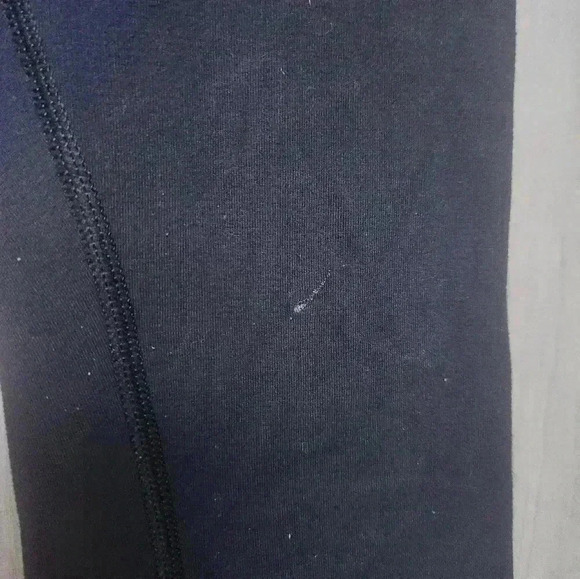 Lululemon reversible black stripe grey leggings full length size 4 - Picture 8 of 8